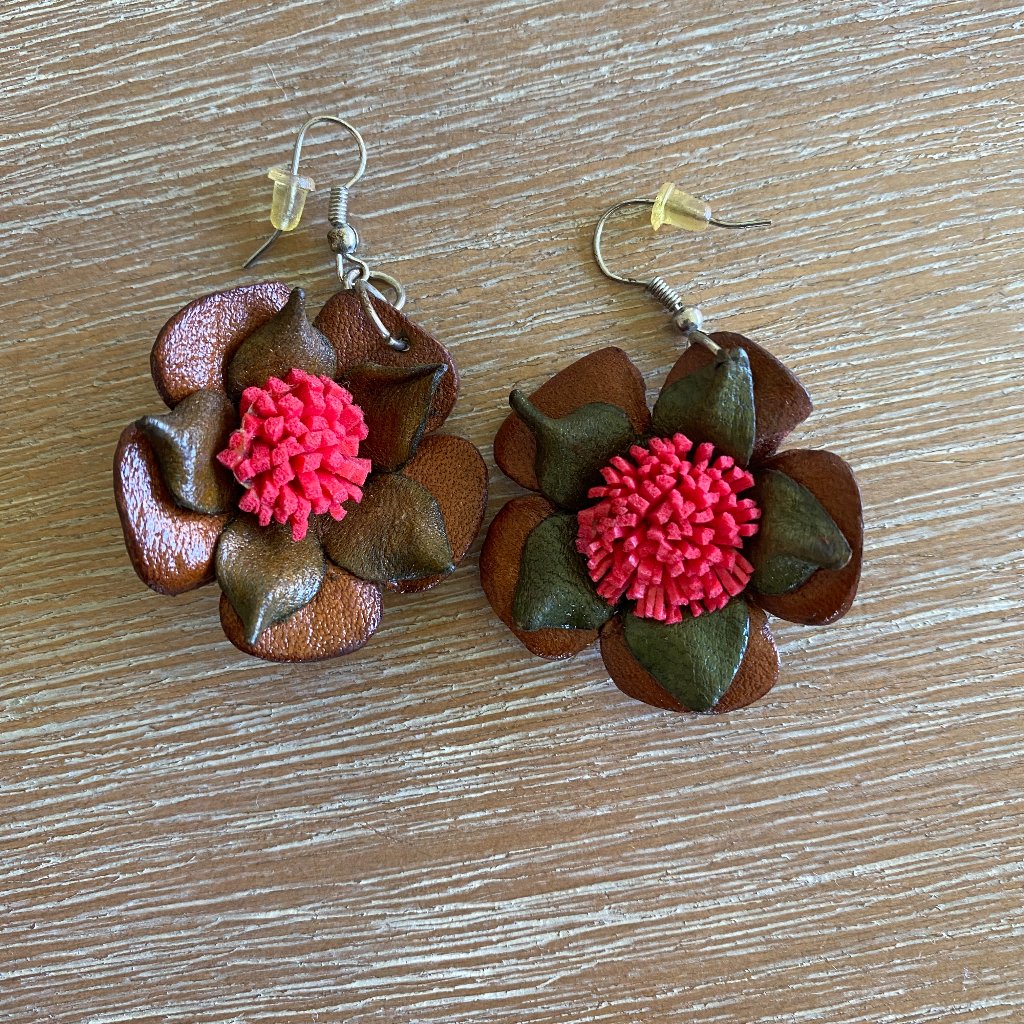 Nwot Leather Boho Floral Earrings